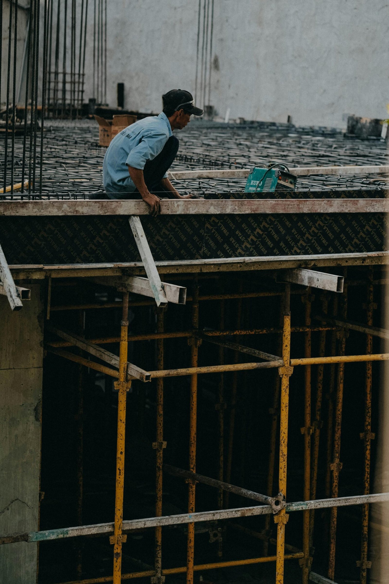 STRUCTURAL ENGINEER